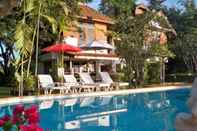 Swimming Pool Golden Lake View Boutique Resort