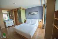 Kamar Tidur Coco Beach Resort