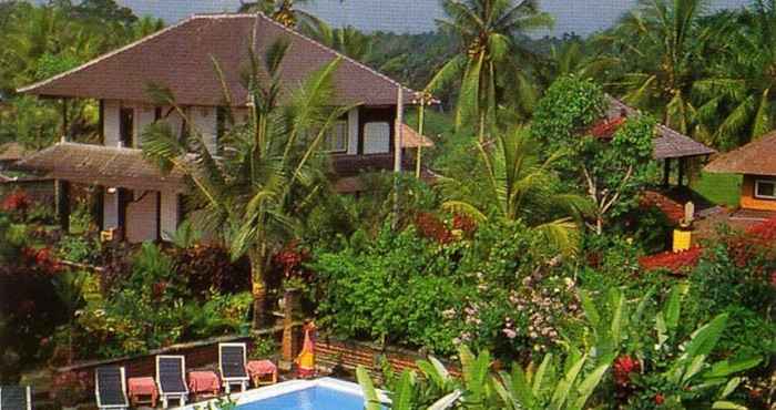 Kolam Renang Sanggingan Villa Ubud