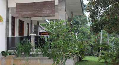 Luar Bangunan 4 Tegal Jero Homestay