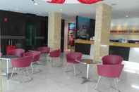 Lobby Bahagia Hotel