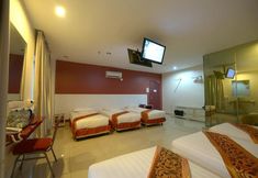 Bedroom 6 Bahagia Hotel