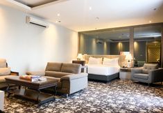 Bedroom 2 Bromo Park Hotel Probolinggo