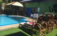 Swimming Pool 3 Lala Panzi Bed and Breakfast