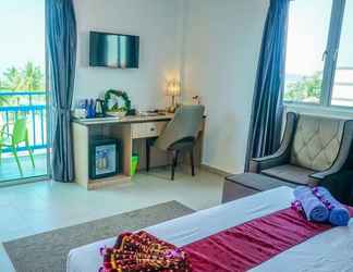 Kamar Tidur 2 Royal Agate Beach Resort