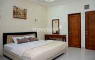 ห้องนอน 7 Family Room near Pondok Indah Water Park (RAF)