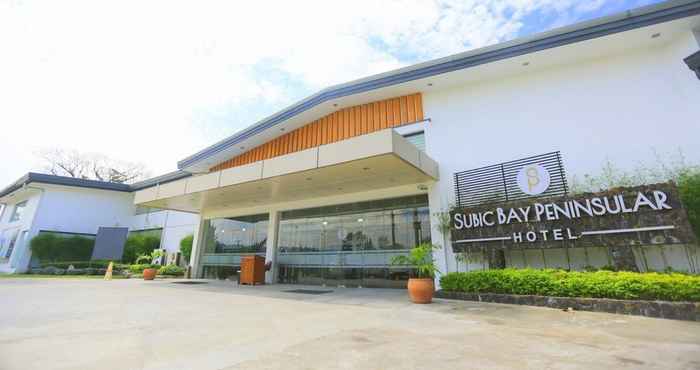 Exterior Subic Bay Peninsular Hotel