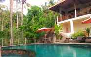 Swimming Pool 5 Kubu Tamu Homestay