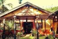 Bangunan Tres Pension House