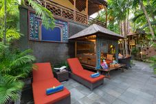 Entertainment Facility Villa Kampung kecil