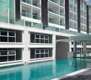 Swimming Pool 7 Damas Suites & Residences Kuala Lumpur