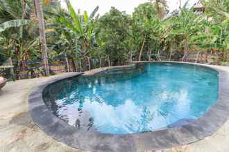 Swimming Pool 4 Villa Mangga