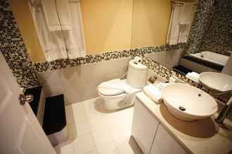 Phòng tắm bên trong 4 Home Suites Sai Gon