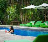 Swimming Pool 5 Bali Wirasana Inn 