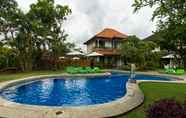 Swimming Pool 7 Bali Wirasana Inn 