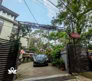 Exterior 3 Buminanienie Guesthouse Bandung