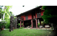 Bangunan 2 The Village House