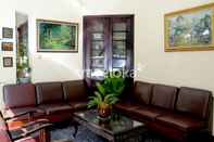 Lobby Lovely Room close to Manggarai and Cikini Train Station (MEN)