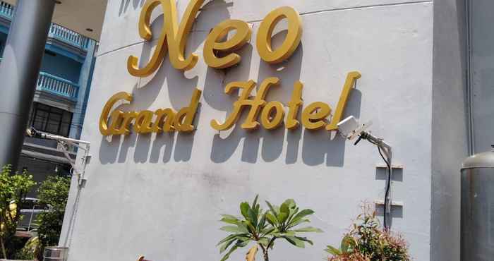 ภายนอกอาคาร Neo Grand Hotel