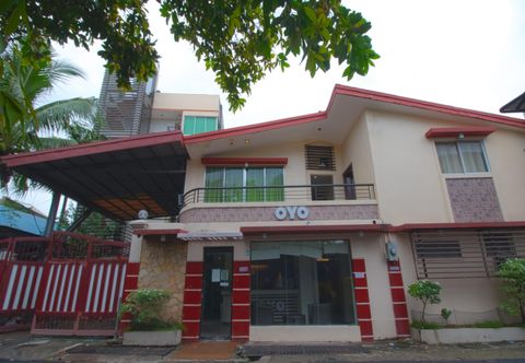 Exterior OYO 655 Mambaling Pension House