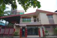 Bangunan OYO 655 Mambaling Pension House