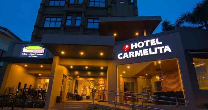 ภายนอกอาคาร Hotel Carmelita