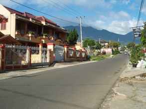 Exterior 4 Relaxing Room in Cipanas Puncak (CEN)