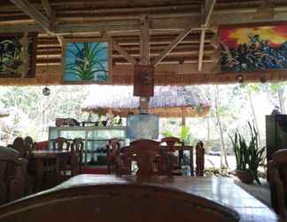 Lobby 2 Bohol Coco Farm Hostel