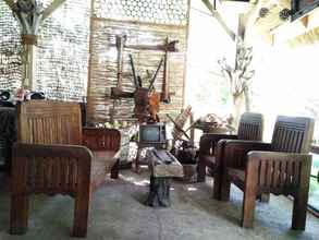 Lobby 4 Bohol Coco Farm Hostel