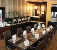 Restaurant 2 Gadjah Mada University Club Hotel