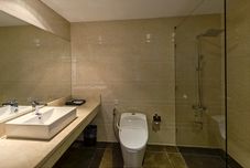 In-room Bathroom Muong Thanh Grand Da Nang Hotel