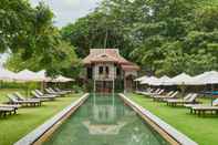 Swimming Pool Temple Tree Resort