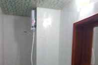 Toilet Kamar CHAN KIM Don Mueang Guest House