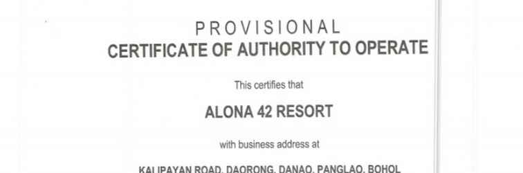 Lobi Alona 42 Resort