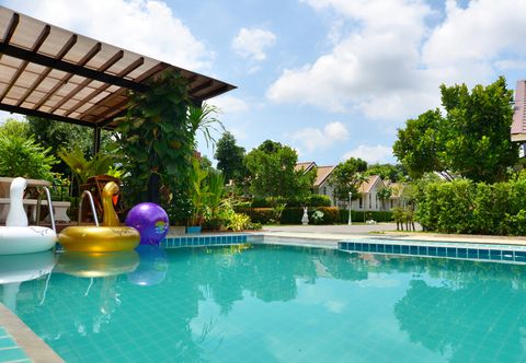 수영장 Chanpraya Resort