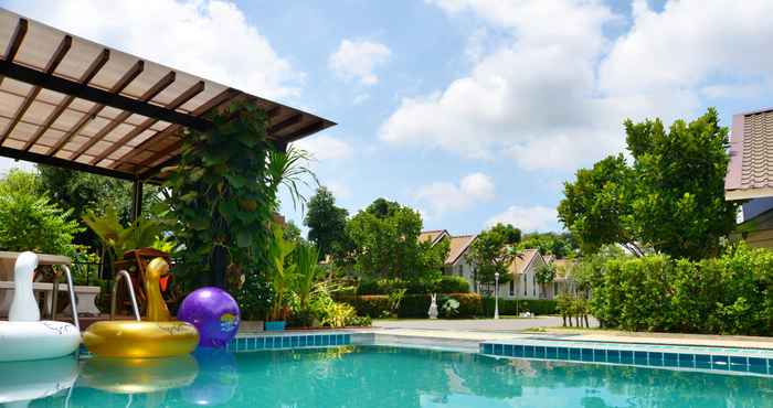 Swimming Pool Chanpraya Resort