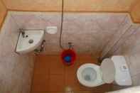 Toilet Kamar Bacuit Lodge 