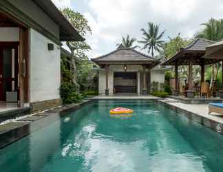 สระว่ายน้ำ 2 Mekar Sari Villas Ubud