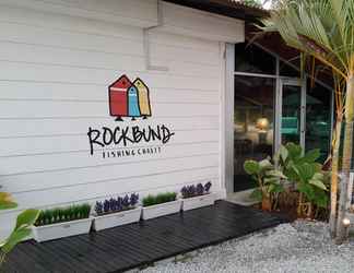 Luar Bangunan 2 RockBund Fishing Chalet