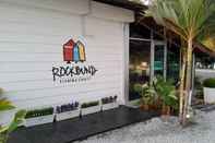 Bangunan RockBund Fishing Chalet