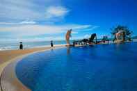 Kolam Renang Talkoo Beach Resort