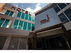 Luar Bangunan 4 D Boutique Hotel Dengkil