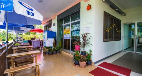 ロビー 2 Hotel Chansawang