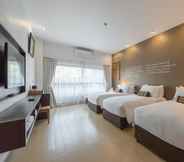 Bedroom 5 Blu Monkey Brown  House Udonthani