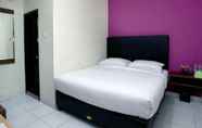 Bedroom 3 Lovensia Hotel Sorong