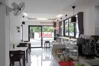 Bar, Kafe, dan Lounge Gusto House