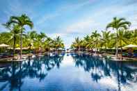 Kolam Renang Sunrise Premium Resort Hoi An