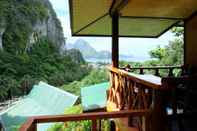 Bedroom El Nido Viewdeck Cottages