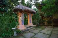 Lobby Shanti Toya Ashram