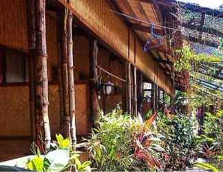 Luar Bangunan 2 Yolinda's Tourist Inn